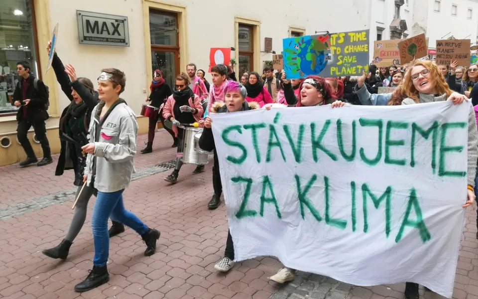 Studenti v Brně stávkovali za klima