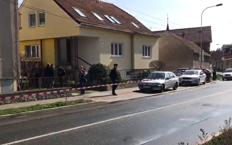 Rodinný dům v Ostopovicích, kde se střílelo