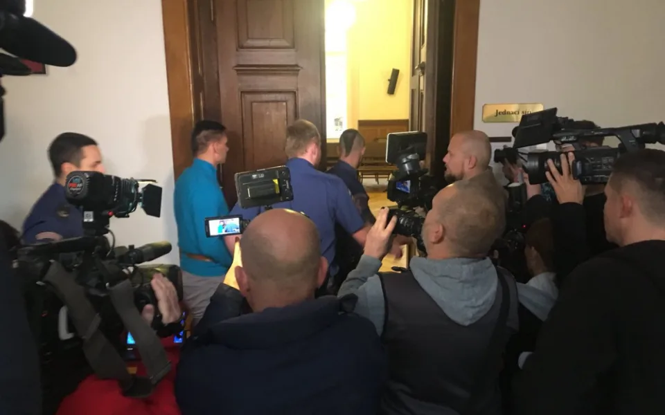 Obviněný Radim Žondra u soudu, zdroj: Twitter / Barbora Blažková