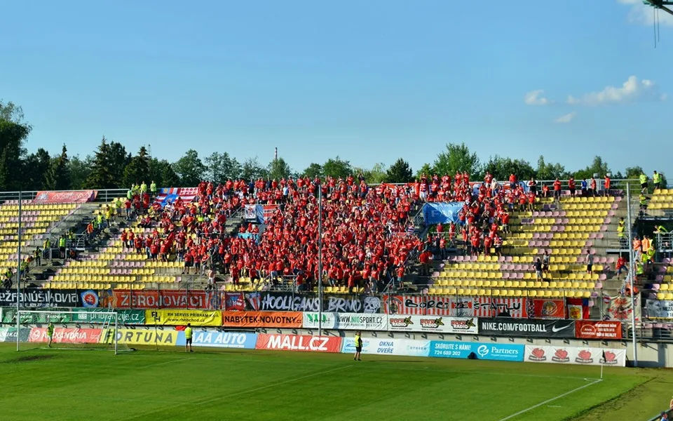 Do Příbrami přijelo obrovské množství fanoušků z Brna