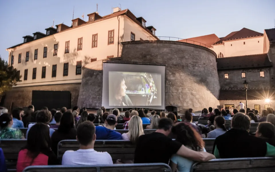 Promítání filmů na Špilberku