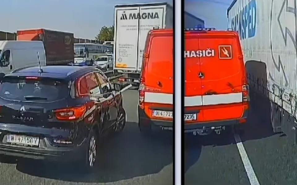 Cestu bezpečnostních složek k nehodě