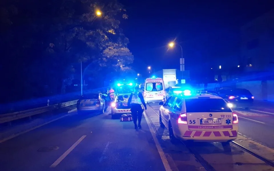 Sražená chodkyně podlehla vážným zraněním