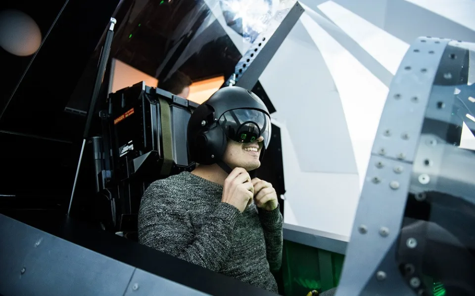 Buď pilot!