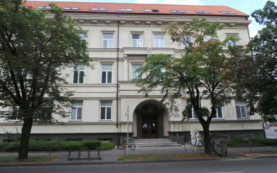 Budova okresního soudu v Hodoníně.
