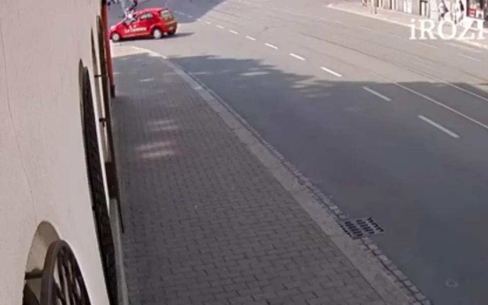 Kurýr srazil cyklistu