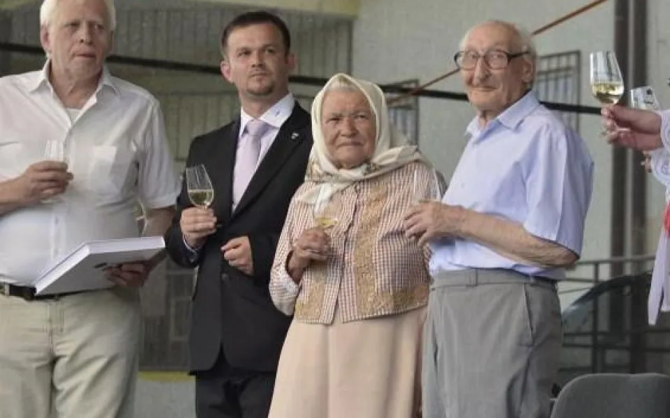 Nadaná vyšívačka krojů, fokloristka a tanečnice zůstala aktivní až do vysokého věku,