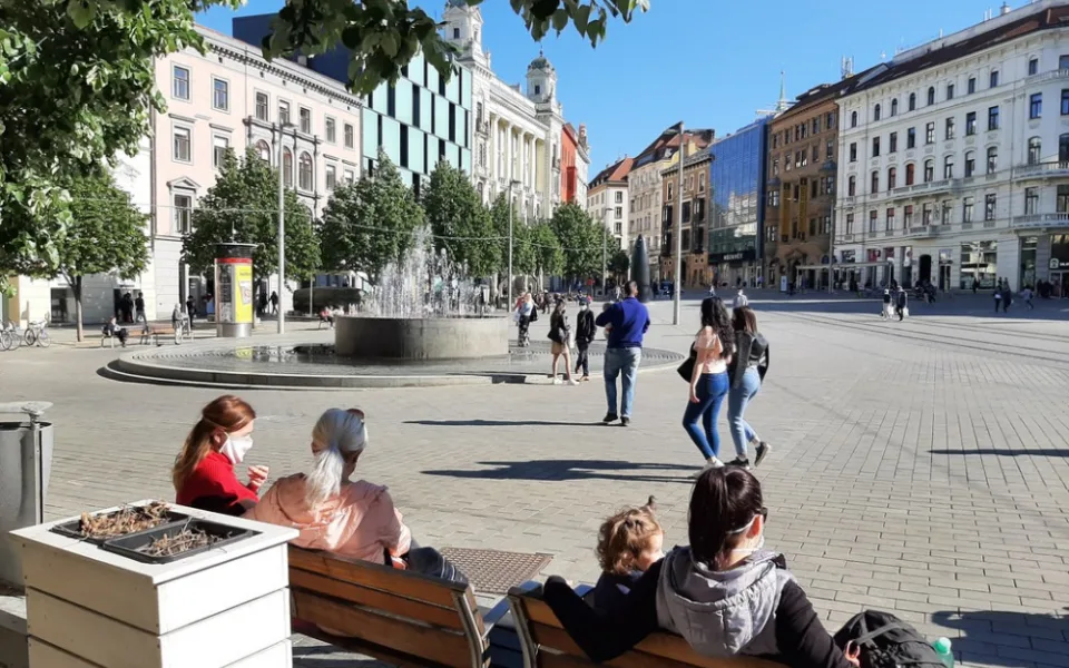 Rada města Brna navrhla zmírnění vyhlášky o zákazu požívání alkoholu na veřejnosti