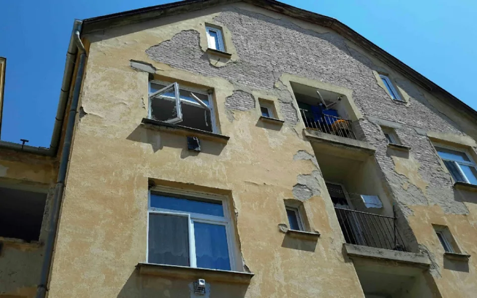 výbuch bytu zapříčinil pravděpodobně plyn