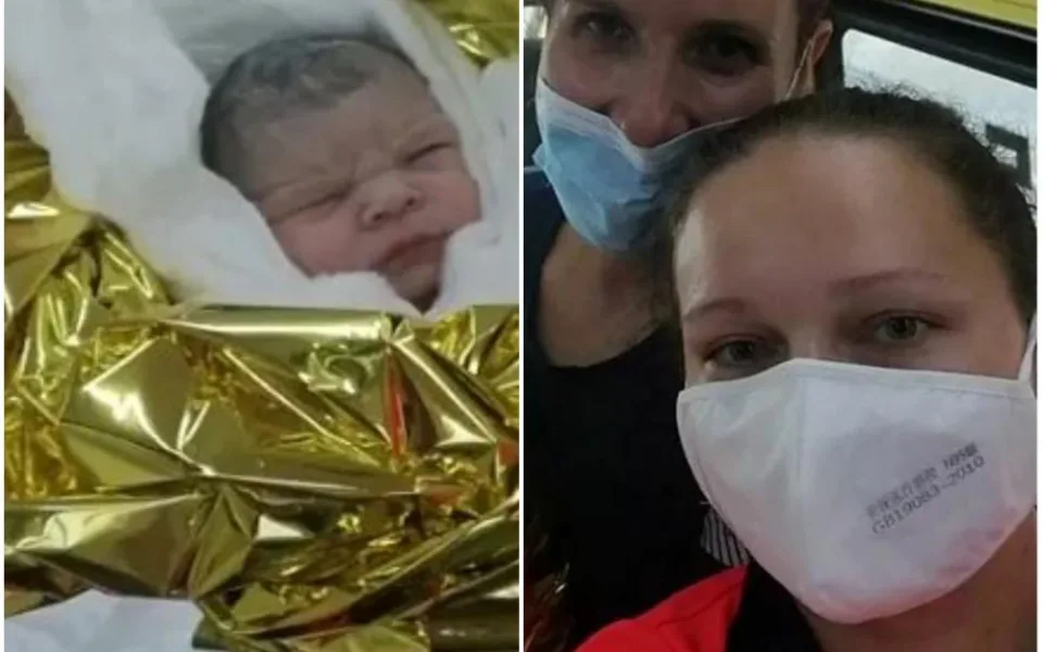 Malé Lauře se do porodnice nechtělo. Na svět se vydala v sanitce na polní cestě