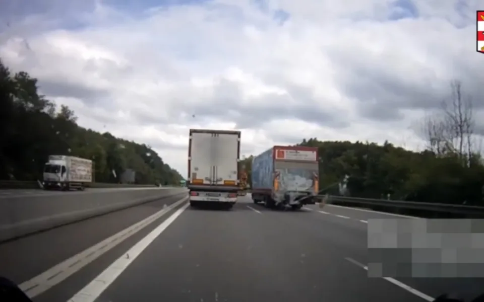 Kamiony předjížděly na d1