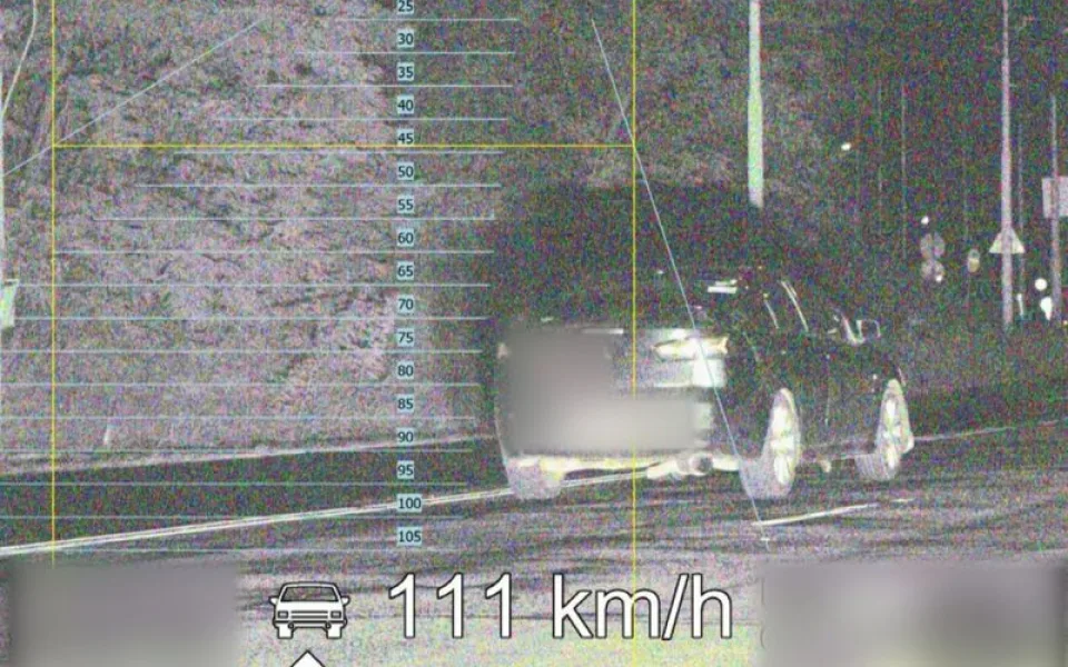 Cizinec na sebe upozornil, překročil rychlost