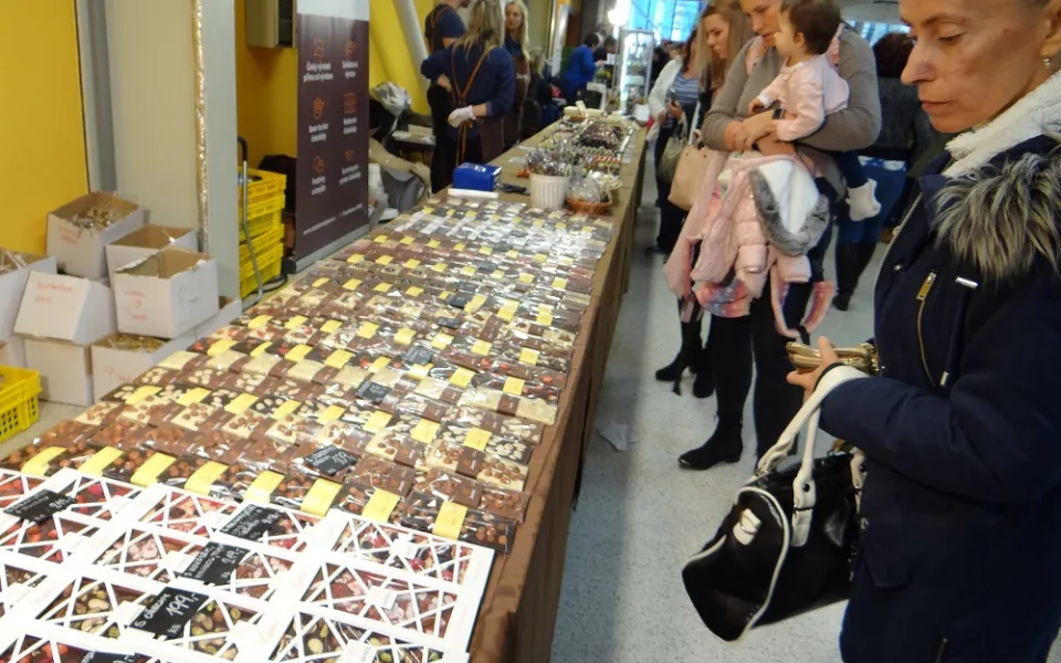 ČokoFest ve Slavkově láká návštěvníky i na netradiční čokoládové pochutiny, jako je maso, pivo či víno