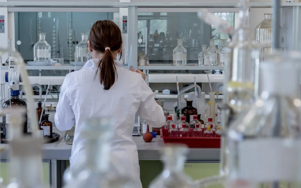 koronavir laboratoř