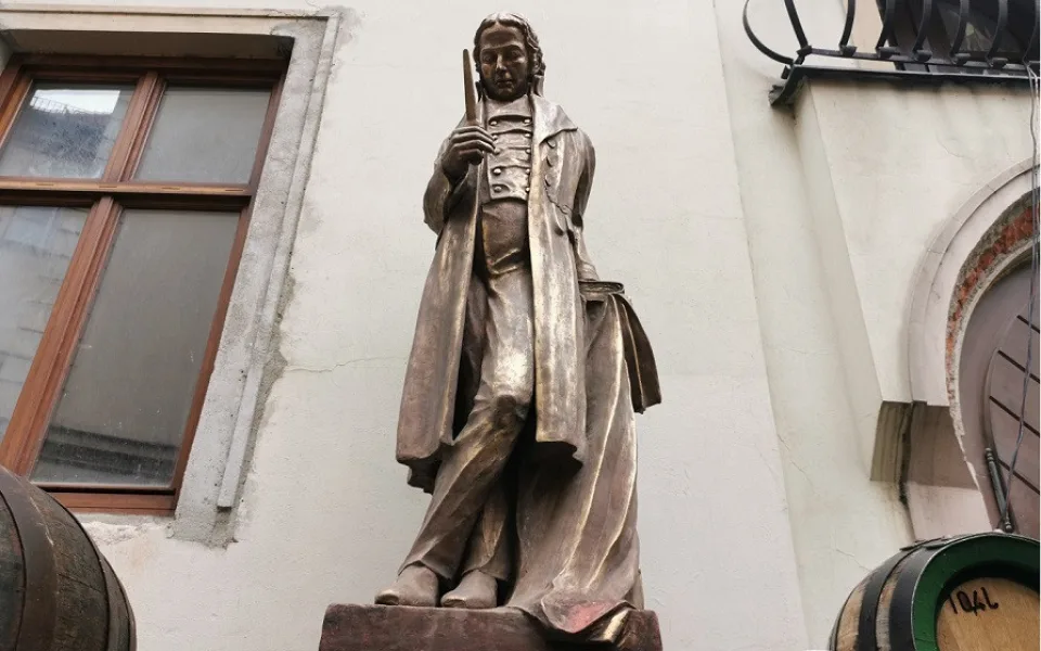 Legendární brněnský sládek Poupě má sochu na Šilingrově náměstí