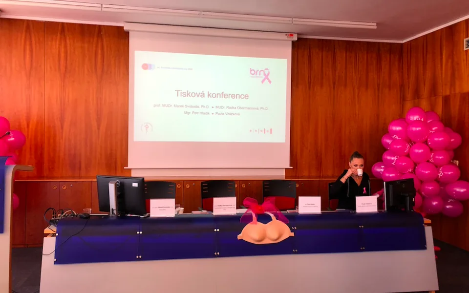 Nepodceňujte prevenci nádorových onemocnění, vzkazuje ženám kampaň Brno narůžovo