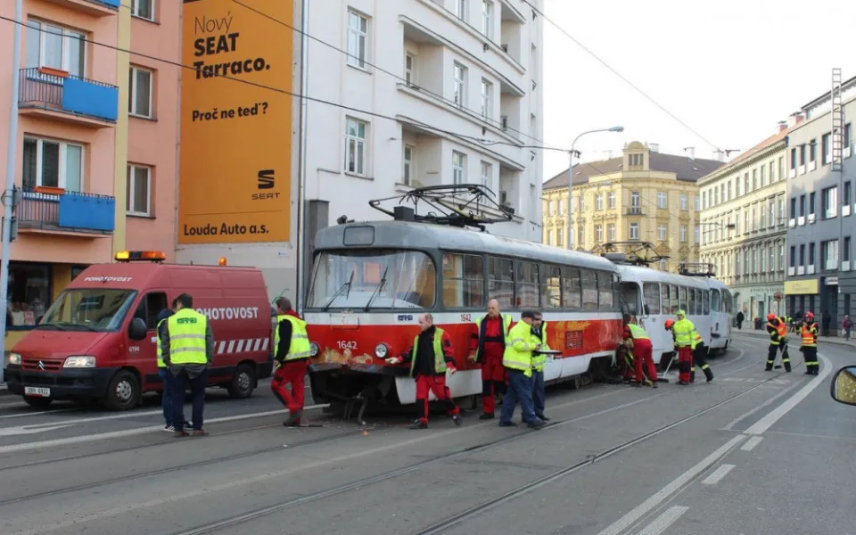 Nehoda v únoru 2020, Křížová ulice