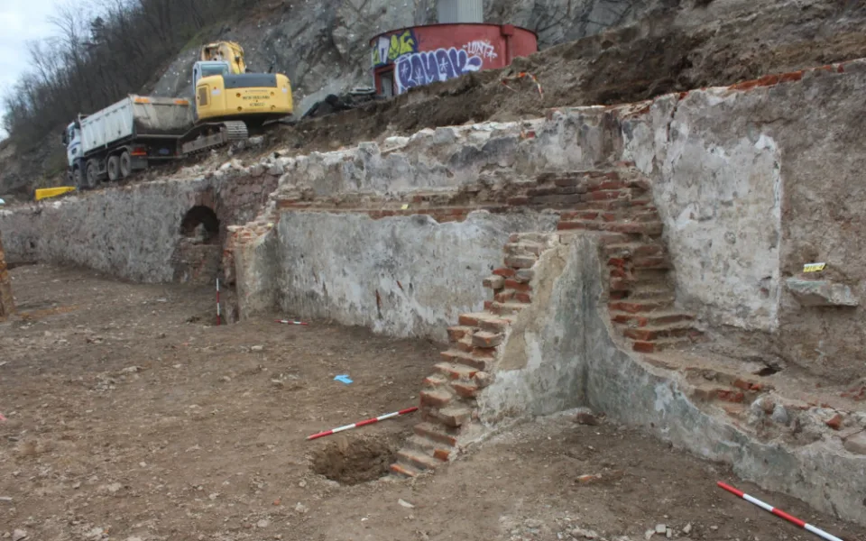 Brněnští archeologové odkryli pozůstatky osady Kamenný mlýn