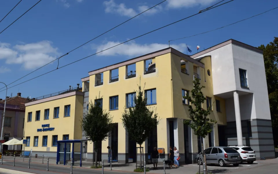 V Žabinách se rozhořel spor o transparentní jednání