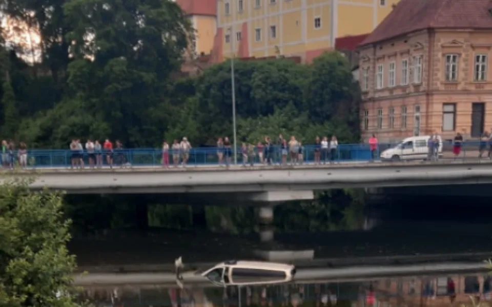 Havarované auto.