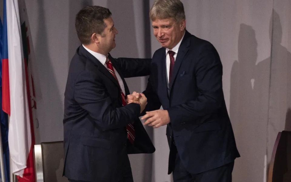 Předseda ČSSD Jan Hamáček vysílá do boje Romana Onderku