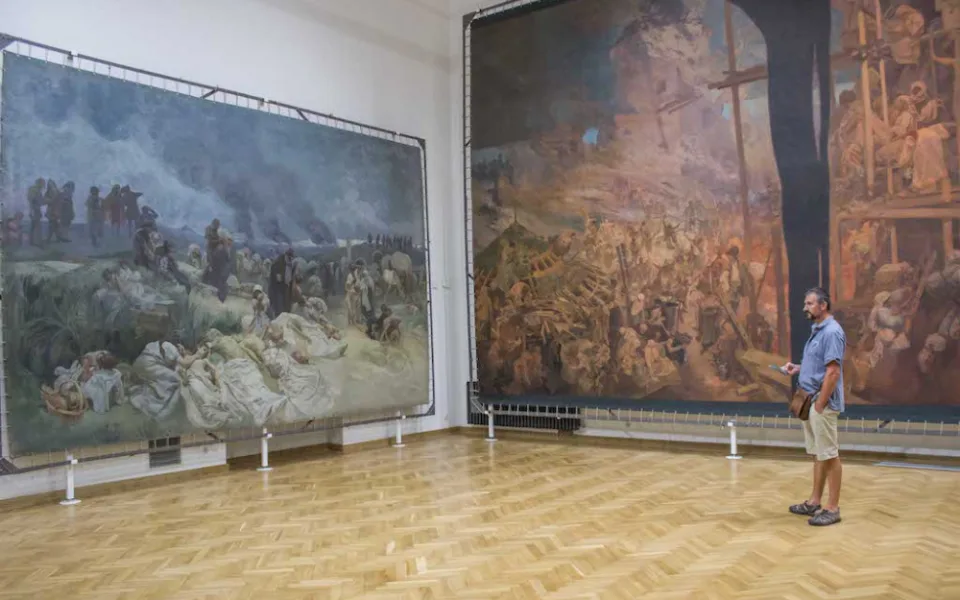 V Moravském Krumlově je zpět Slovanská epopej, výstava otevře v polovině prázdnin