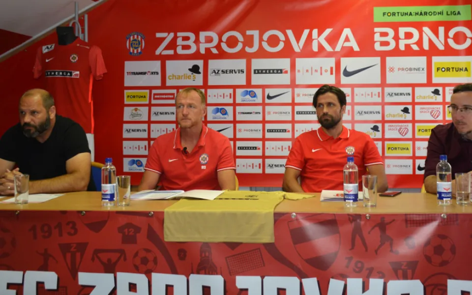 Zleva Tomáš Požár, Richard Dostálek, Pavel Zavadil a mluvčí klubu Martin Lísal