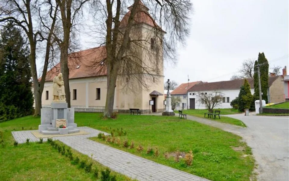 Kostel v Rychtářově