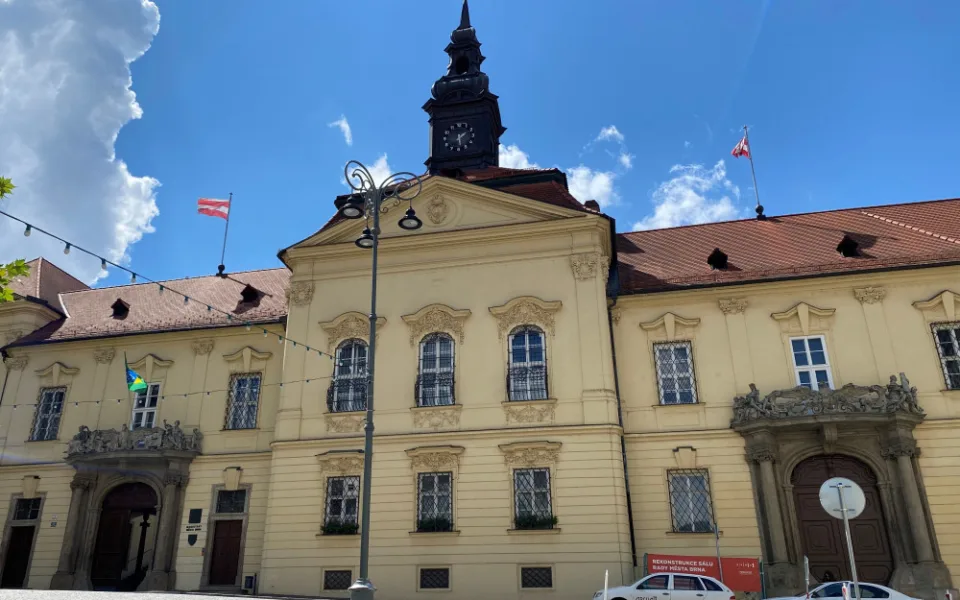 Brněnský magistrát přechází v druhé dekádě jednadvacátého století na digitální správu docházky