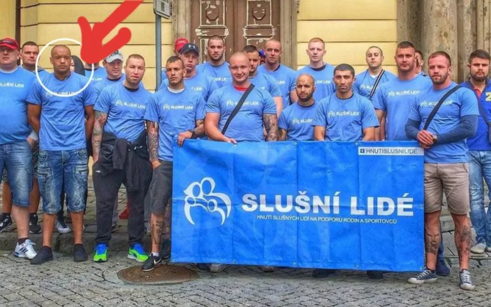 Fotografie Slušných lidí.