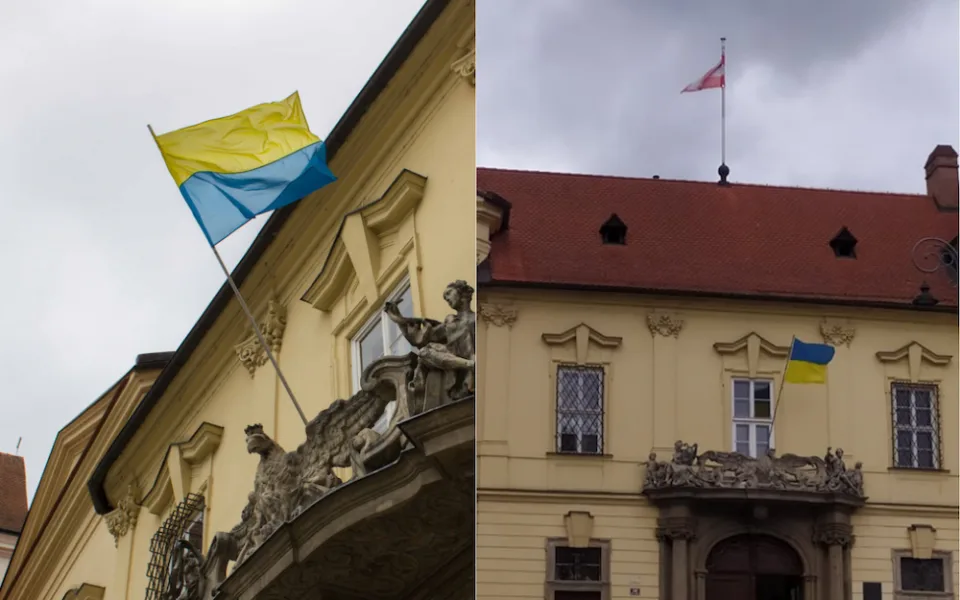 Ukrajinská vlajka na brněnském magistrátu několik hodin obráceně