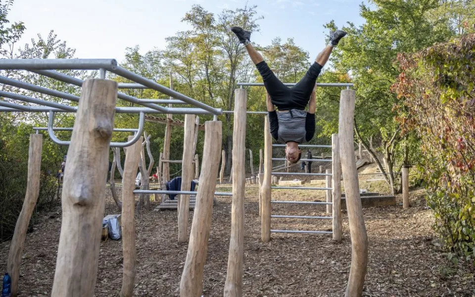 V Novém Lískovci vzniklo workoutové hřiště a BMX dráha díky Dáme na vás  