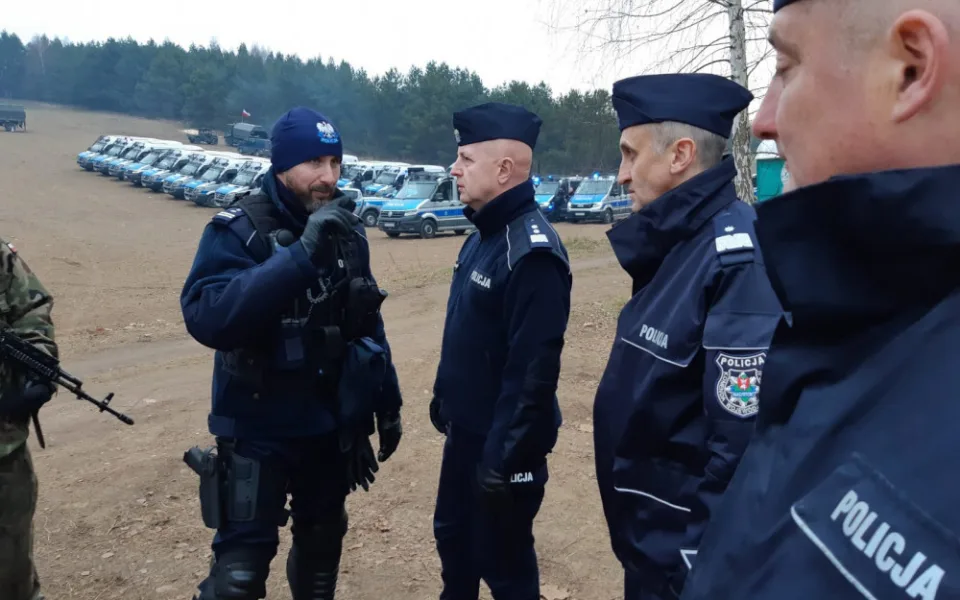 Vyšlete na polsko-běloruskou hranici české policisty, vyzývají vládu poslanci za ODS