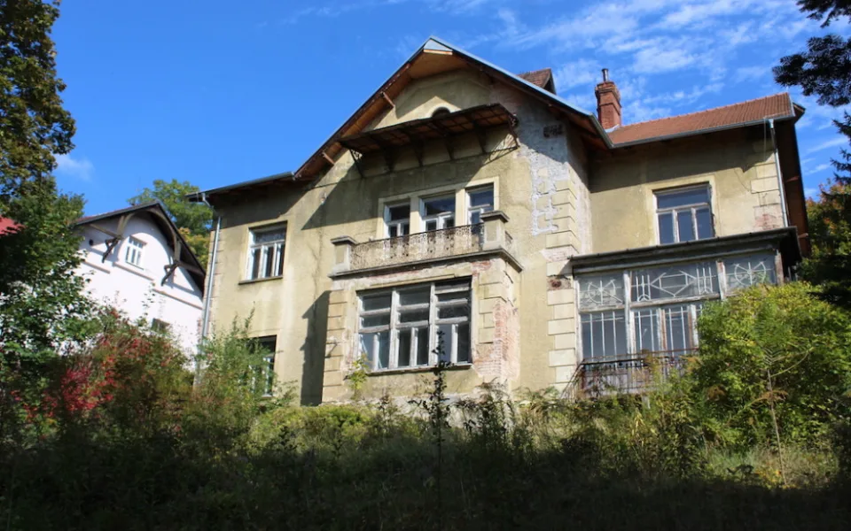 V Brně začala rekonstrukce zchátralé Arnoldovy vily