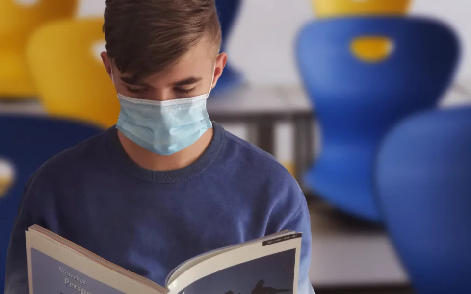 Vysokoškoláci v Brně mají kvůli covidu většinou zkoušky online. Dohlíží se na to, aby nepodváděli