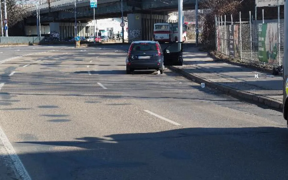 V Brně zemřel osmašedesátiletý důchodce, který přecházel šestiproudovku