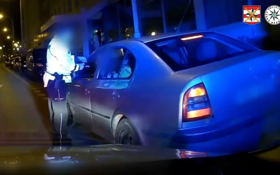 Opil se a zabloudil v Brně. Zpackaný den cizince završilo setkání s policisty