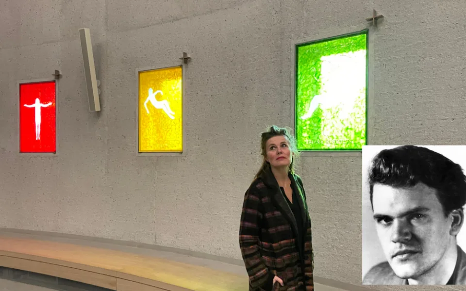 Autorka Hana Jakrlová u svého díla