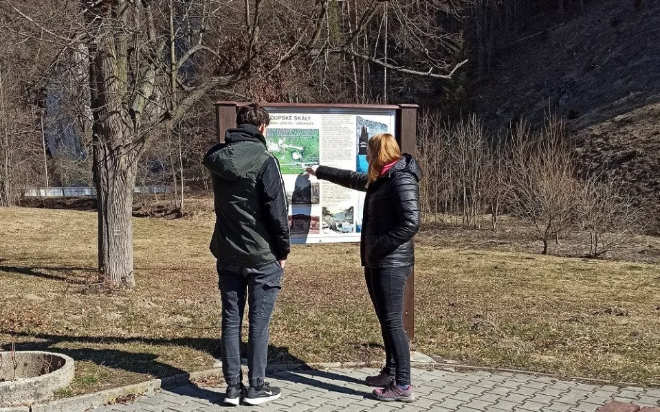 U jeskyní v Moravském krasu čeká turisty obnovená naučná stezka