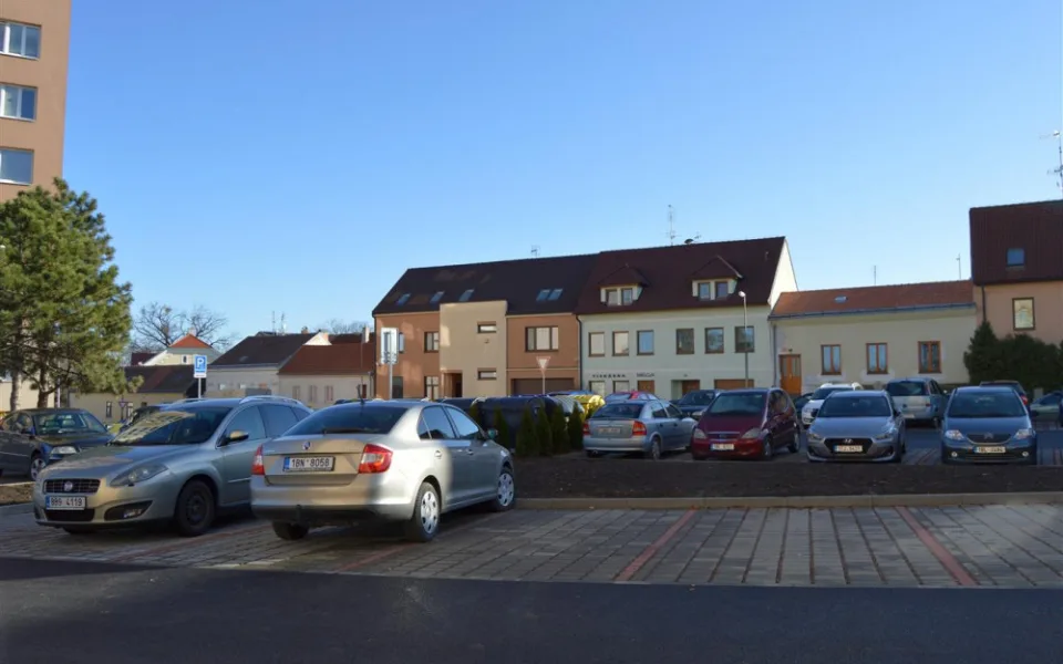 Znojmo se elektronizuje. Zavádí online parkování i veřejnou Wi-Fi