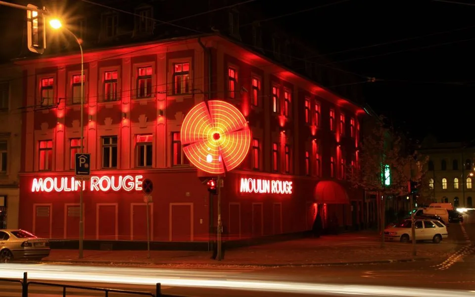 Legendární brněnský noční klub Moulin Rouge