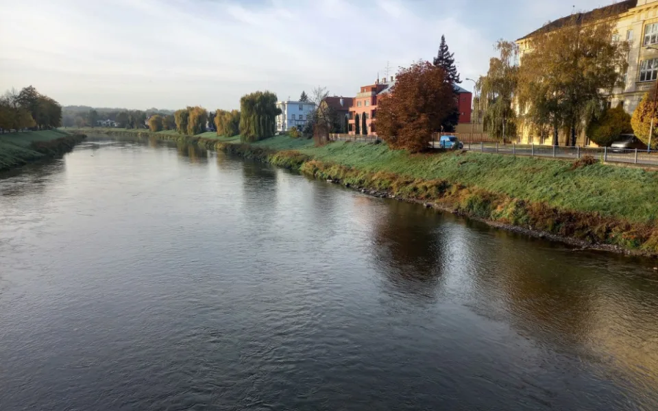 Vodohospodáři staví v Břeclavi zeď. Ochrání město před povodněmi