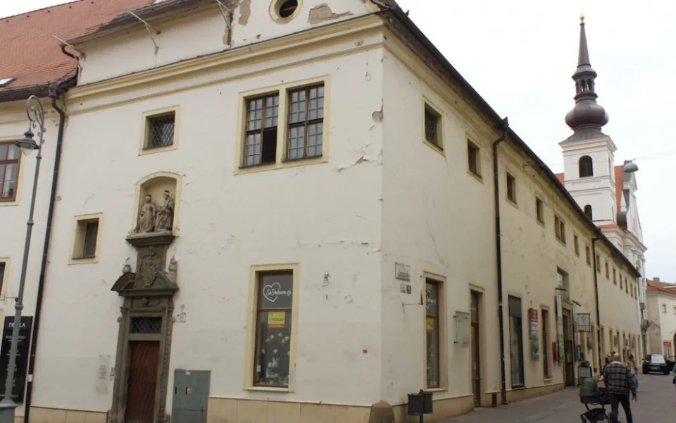 Klášter voršilek v centru Brna poslouží nemocným rodinám z Ukrajiny