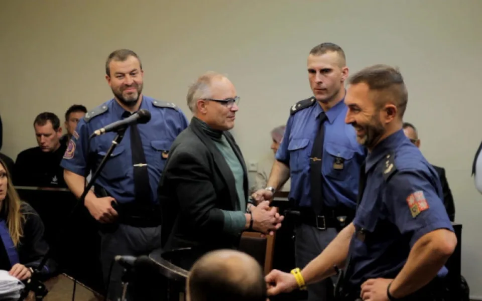 Konopný léčitel Dušan Dvořák požádal prezidenta o milost. Soudy v jeho případě ignorovaly důkazy