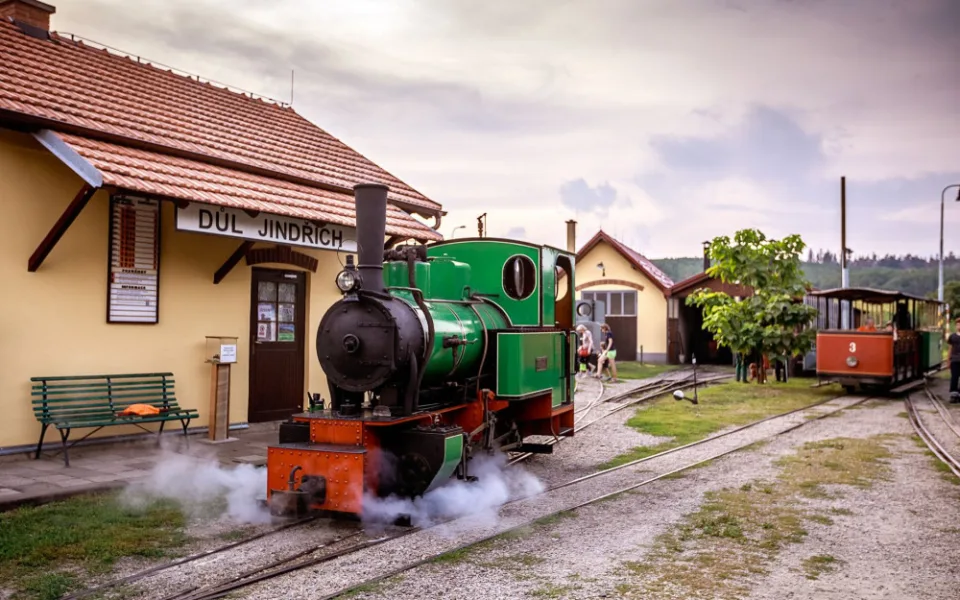 Ze Zbýšova vyjely první historické vlaky. Letos už po šestnácté