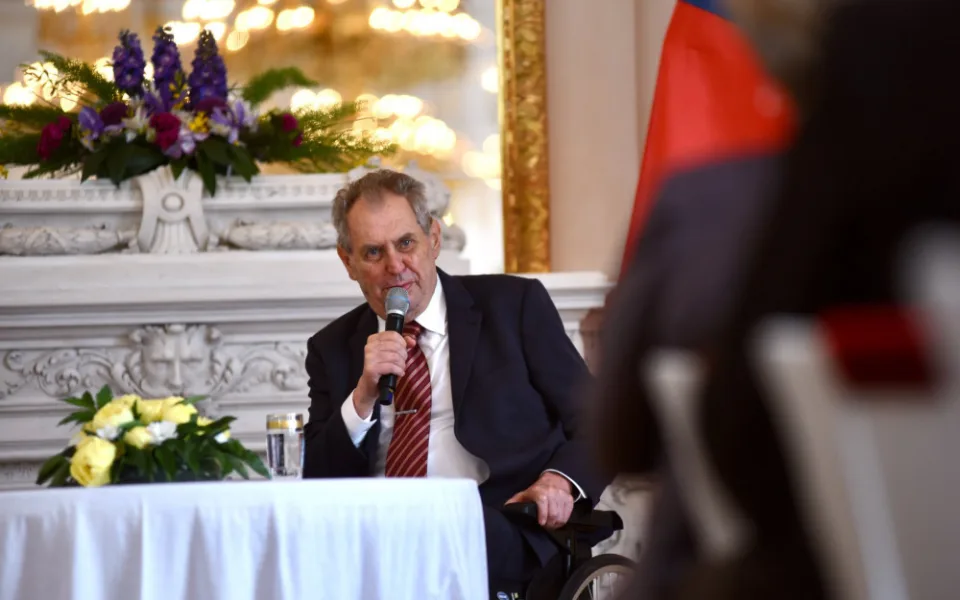 Zeman: Ruský prezident Putin patří před válečný soud i před soud v Rusku
