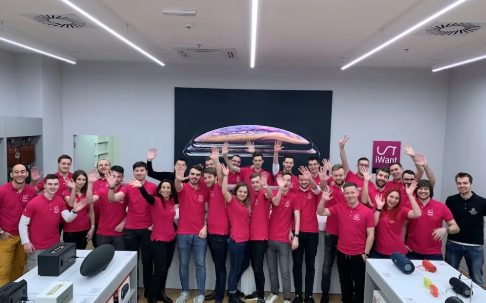 V Brně se otevírá nová prodejna Apple iWant: spojení designu a technologie v centru města