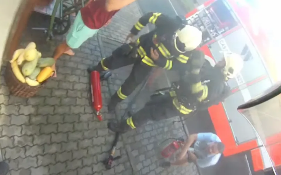Brno oslavuje trolejbusáka. Zastavil vůz a běžel hasit cizí kuchyni