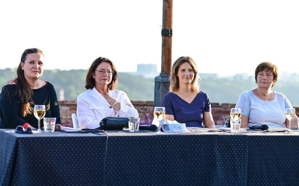 Tři političky. Zprava: Dagmar Lastovecká, Markéta Vaňková a Miroslava Němcová