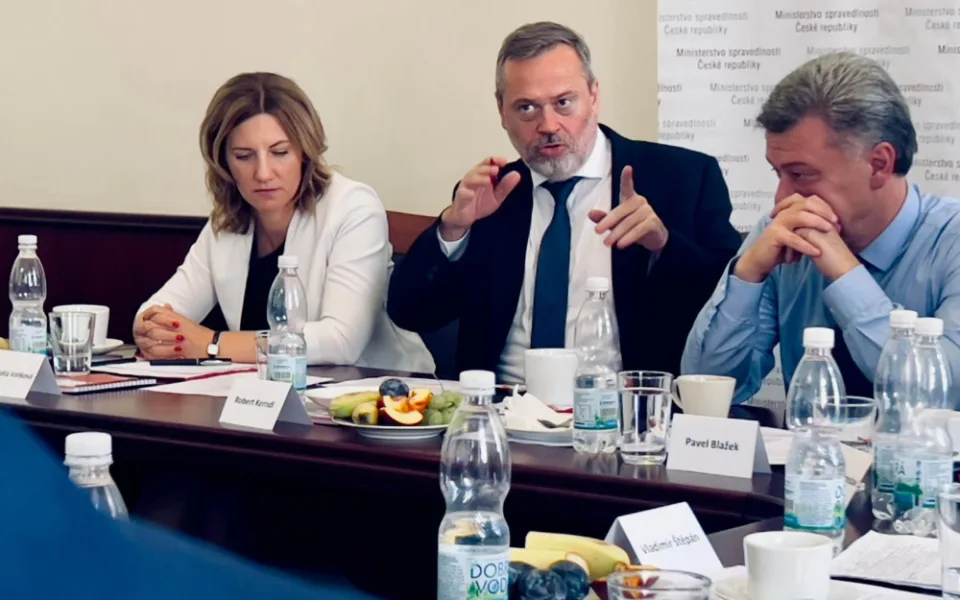 Zleva: Primátorka Brna Markéta Vaňková, radní Brna Robert Kerndl a Pavel Blažek